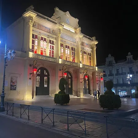Apartment Room-jacuzzy-beziers *